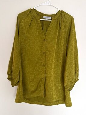 Diarrablu Olive Green Button Front Blouse
